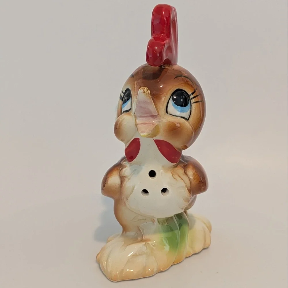 Vintage Norcrest Kitschy Anthropomorphic Rooster Salt And Pepper Shakers